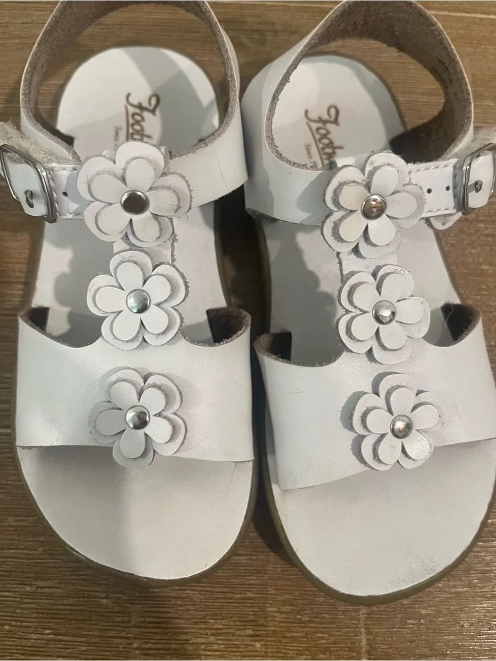 FootMates White Floral T-Strap Kids Sandals
